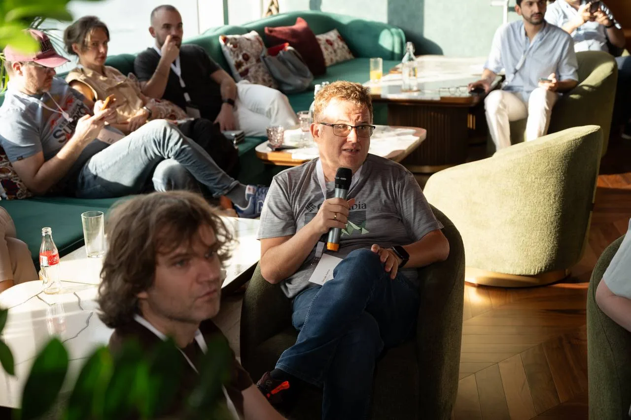 A CAS representative speaking during a discussion at the Google AdMob Summit in Dubai, a small industry event focused on networking and mobile app monetization.